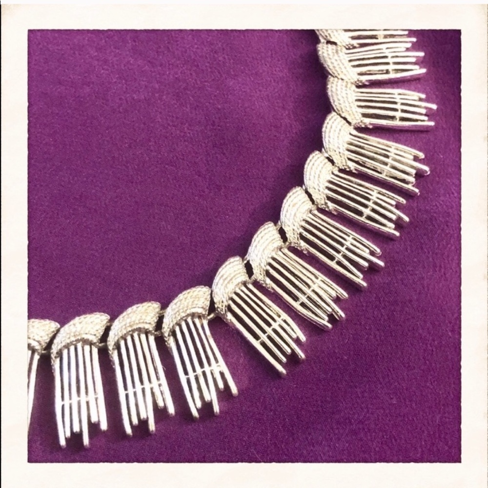 Sold- Vintage Sarah Coventry Silver  Necklace - Picture 2 of 5